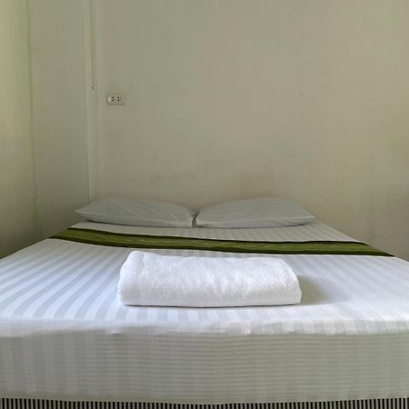 J Home Apartment Hadyai Хат Яй Екстериор снимка
