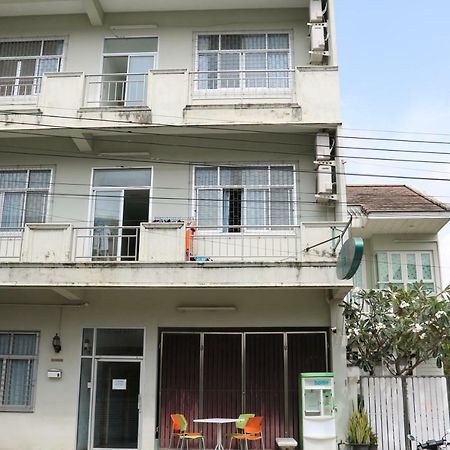 J Home Apartment Hadyai Хат Яй Екстериор снимка